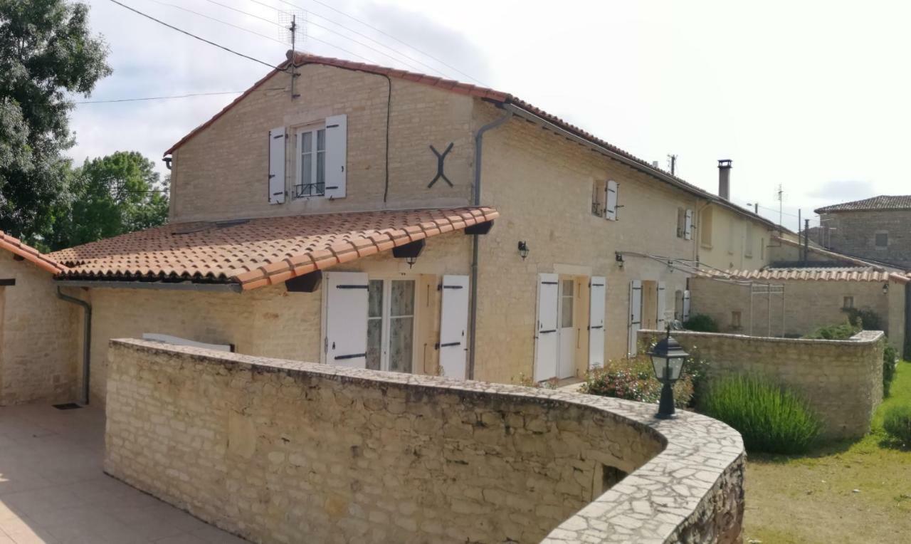 Gites La Marquise La Charriere Exterior foto